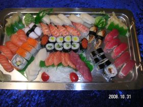 Sushi3.JPG